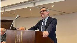 Corruzione, il deputato autonomista Lombardo si dimette dalle commissioni Ars: &laquo;Chiarir&ograve; la mia posizione&raquo;