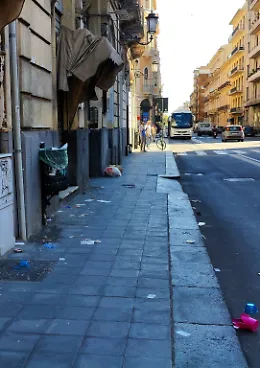 Viale XX Settembre, una strada sporca nel cuore di Catania
