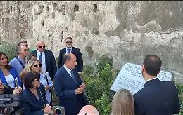 Messina, Schifani nelle aree risanate: &laquo;Il percorso deve essere completato&raquo;