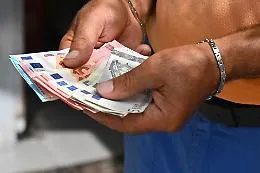Pioggia di rincari anche in Italia per la guerra in Iran: famiglie e lavoratori i pi&ugrave; colpiti