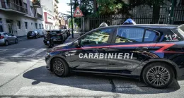 Torino, tenta di uccidere la compagna e si getta dal decimo piano: lei si salva con la figlia di un anno