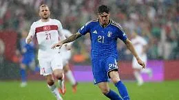 Italia-Turchia, Bologna aspetta gli Azzurri: Mancini cambia ancora, Montella cerca la reazione