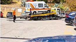 Ambulanza sottoposta a fermo: interni sporchi e non adatti al trasporti di pazienti e danni strutturali