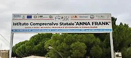 "Una vita da social" fa tappa alla scuola "Anna Frank" di Agrigento: la Polizia di Stato insegna la sicurezza web ai ragazzi