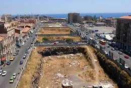 Catania contesa: il sogno del parco urbano contro le vele del cemento