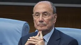 Schifani e il rebus delle dimissioni: cosa succede se la crisi politica si aggrava (e il pressing di chi rischia il "vitalizio")