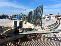 Apocalisse nel Trapanese: due trombe marine diventano tornado e spazzano la costa, feriti e case distrutte