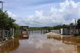Uragano Isaias si rafforza e sale alla categoria 3: evacuazioni in Alabama e Florida