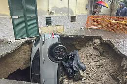 Il maltempo sferza il Sud Italia: fango e allagamenti travolgono coste e citt&agrave;