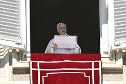 Nodulo al polmone per il Papa,  pneumologo: "Quando l'intervento pu&ograve; essere risolutivo"