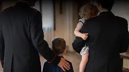 Carabiniere padre di due figli non suoi? Marescialla indagata a Rimini: i bimbi sarebbero nati dalla relazione con un superiore