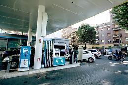 Monta la protesta per il caro carburante: autotrasportatori siciliani esasperati pronti allo stop