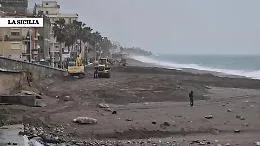 Letojanni, i residenti dopo il disastro: &laquo;Il mare si &egrave; ripreso ci&ograve; che &egrave; suo. Ora speriamo negli aiuti&raquo;
