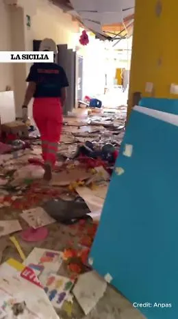 Marsala, dentro la scuola investita dal tornado e distrutta: &laquo;C'erano  273 bambini, il Signore ci ha aiutato&raquo;