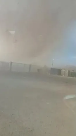 Marsala, il video dei lavoratori sorpresi dal tornado che si affidano alle preghiere nella speranza di salvarsi