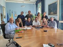 Nella citt&agrave; del "mattone selvaggio" il Comune in dissesto vuole  recuperare i soldi delle sanzioni agli abusivi