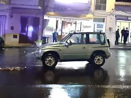 Niscemi, travolto mentre attraversa la strada sotto la pioggia battente: anziano muore dopo poche ore