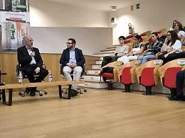 Veltroni ai giovani di Catania: &laquo;La pace a Gaza merito anche delle vostre mobilitazioni&raquo;