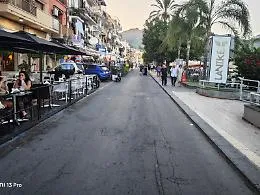 &laquo;Isola pedonale tutto l&rsquo;anno per migliorare la qualit&agrave; di vita&raquo;