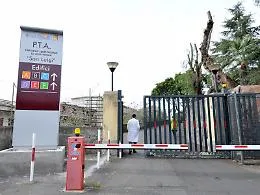  Forzano l&rsquo;accesso dell'ospedale e rubano costosi farmaci salva-vita
