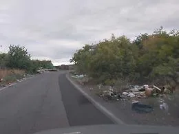 Ragalna, sacchi di spazzatura lungo la Sp 57