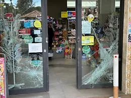 Acireale, furto con &ldquo;spaccata&rdquo; a tabaccheria del centro ma il bottino &egrave; misero