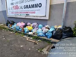 Aci Catena: la differenziata non decolla, la sindaca: &laquo;La misura &egrave; colma&raquo;