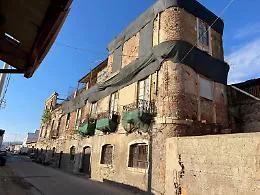 Palazzo Scardino rischia di crollare nell&rsquo;indifferenza delle istituzioni