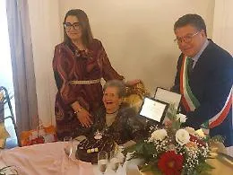 Campofranco festeggia Benita Mazzara: 100 anni di grazia, forza e memoria