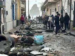 La forza dei Ciclopi contro il ciclone ma vince la dignit&agrave;