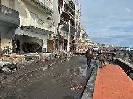 &laquo;Il mare ha cancellato il litorale&raquo;:  scenario di guerra tra Stazzo e le frazioni dell'Acese