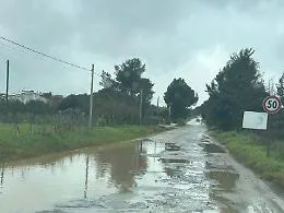 La Sp 34 affoga nel fango: la rabbia dei pendolari 