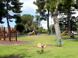 Da oasi di pace a pista da corsa per biciclette e scooter