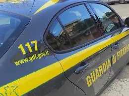 &ldquo;Tracciato&rdquo; dalla finanza un pacco con 10 kg di hashish