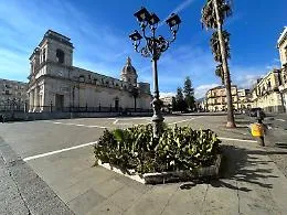 Piazza Duomo &ldquo;negata&rdquo;: &laquo;Evento non consono&raquo;