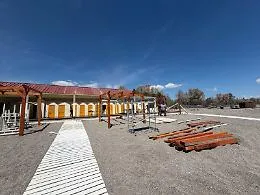 Da Sant'Anna a Marina di Cottone, litorale jonico ancora in ginocchio: per i lidi &egrave; corsa contro il tempo
