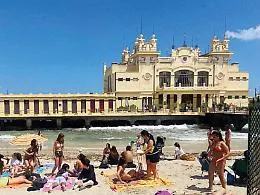 Le ore decisive per il futuro di Mondello:  oggi il verdetto del Cga sulla revoca della storica concessione a Italo Belga
