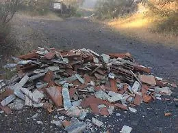 Discariche al Chilometro e a Monte San Leo