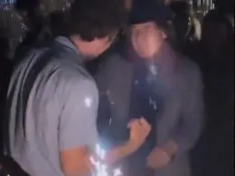 I carabinieri "spengono" la festa con Mick Jagger: che cosa &egrave; davvero successo a Stromboli
