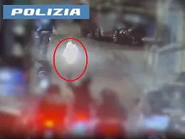 La lite col nipote di Nino cammisa. &laquo;Io gli ho sparato nei piedi, mio fratello voleva ammazzarlo&raquo;