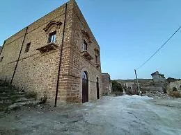 Poggioreale storica riapre dopo 58 anni grazie al Pnrr: festival I-art e museo multimediale inaugurano la rinascita