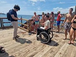 San Giovanni Li Cuti, presto ritorner&agrave; la &ldquo;sedia&rdquo; per la discesa a mare per i disabili