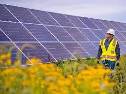 Energia pulita ma bollette "sporche". Pi&ugrave; rinnovabili o pi&ugrave; fonti fossili? Il rebus &ldquo;green&rdquo; in Sicilia