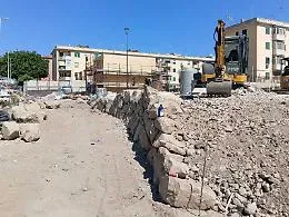 Da baraccopoli fatiscenti ad aree di aggregazione, la rinascita della citt&agrave;