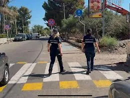 Strisce blu a Fondachello e S. Anna, ma turisti e commercianti contrari