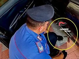 Lite fra due muratori al chiosco finisce nel sangue: l'aggressore in fuga &egrave; stato fermato