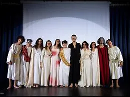 Dioniso tra i giovani: le Baccanti dell'INDA rinascono al Teatro Greco: &ldquo;Il teatro dai ragazzi per i ragazzi&rdquo;