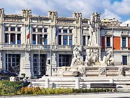 Le famiglie di via Alessandria in Prefettura: &laquo;Servono le case&raquo;