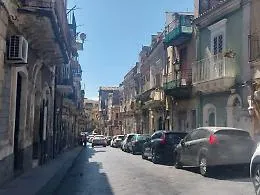 Tre milioni dal Fua per pavimentazione in basolato lavico, pista ciclabile ed elisuperficie H24