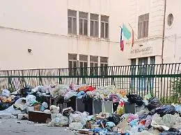 Rap, attacco dalla commissione e dal sindacato: &egrave; battaglia su contenziosi e consulenze